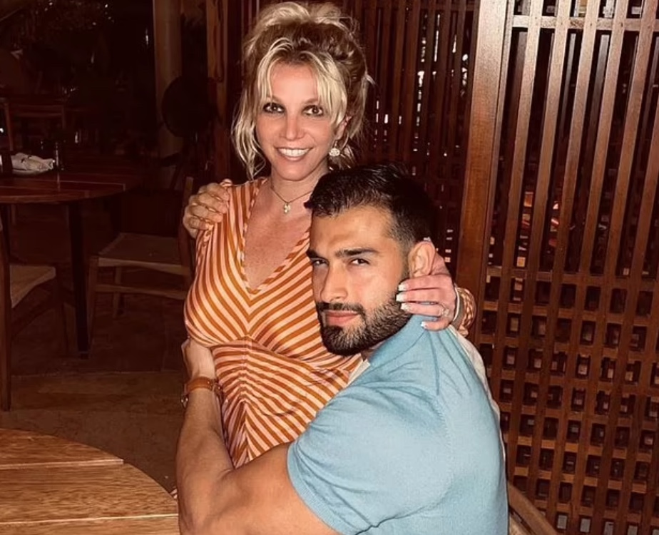 Britney Spears deve se casar nesta quinta em cerimônia sem o pai, mãe e irmã