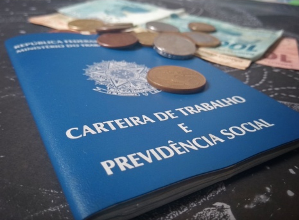 Taxista e motorista de aplicativo podem ter seguro-desemprego por carro avariado