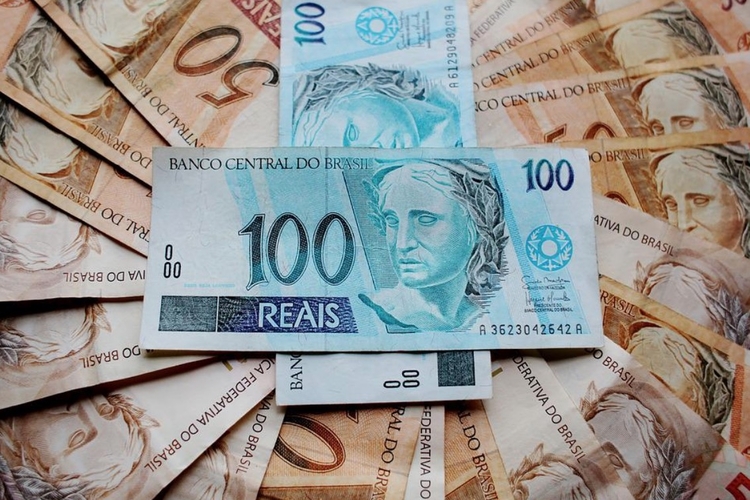 Receita libera amanhã consulta a segundo lote de restituição do IR