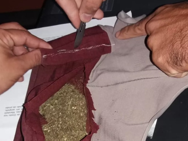 'Vocês tão procurando isso, tio?’: menina de 4 anos entrega droga e pai e tio são presos