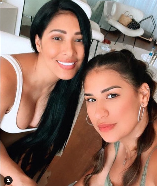 Simone e Simaria ressurgem em foto após brigas e críticas públicas