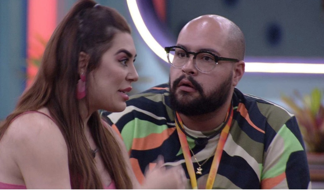 Tiago Abravanel abre o jogo sobre amizade com Naiara Azevedo: ‘Não nos falamos'
