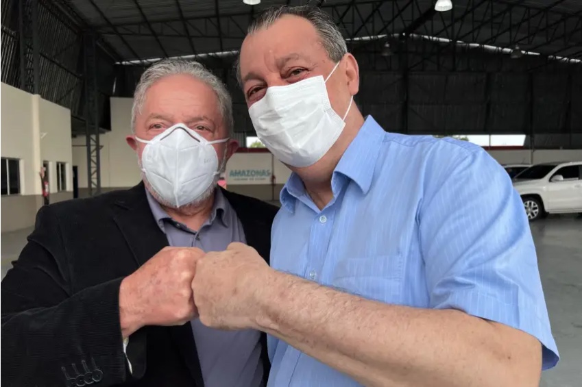 Lula firma apoio ao senador Omar Aziz durante entrevista para rádio de Manaus