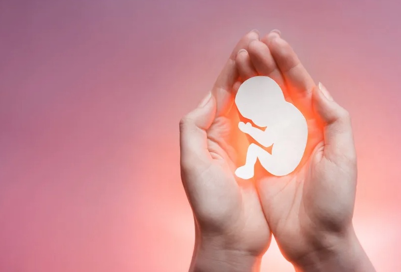 Estados Unidos derrubam decisão que garante direito a aborto