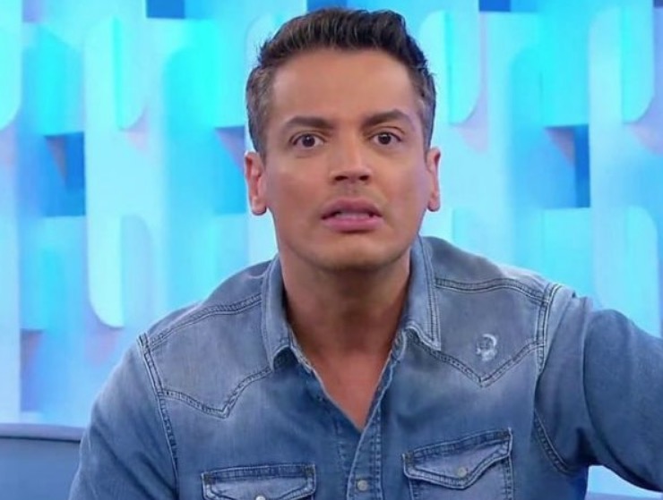 Fenaj denuncia Leo Dias por ferir código de ética em caso Klara Castanho 