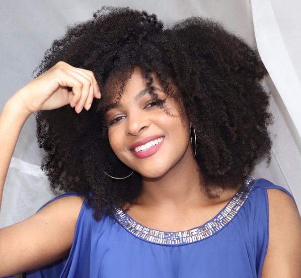 Jamily anuncia saída da carreira gospel 