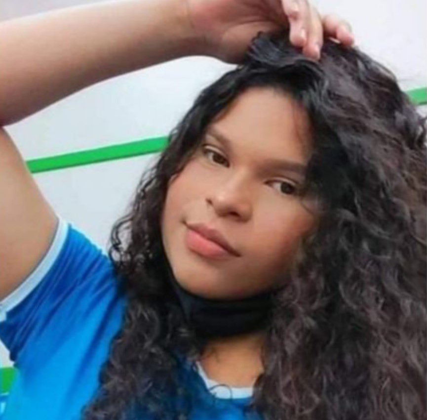 Jovem desaparece após sair de casa com homem em moto em Manaus