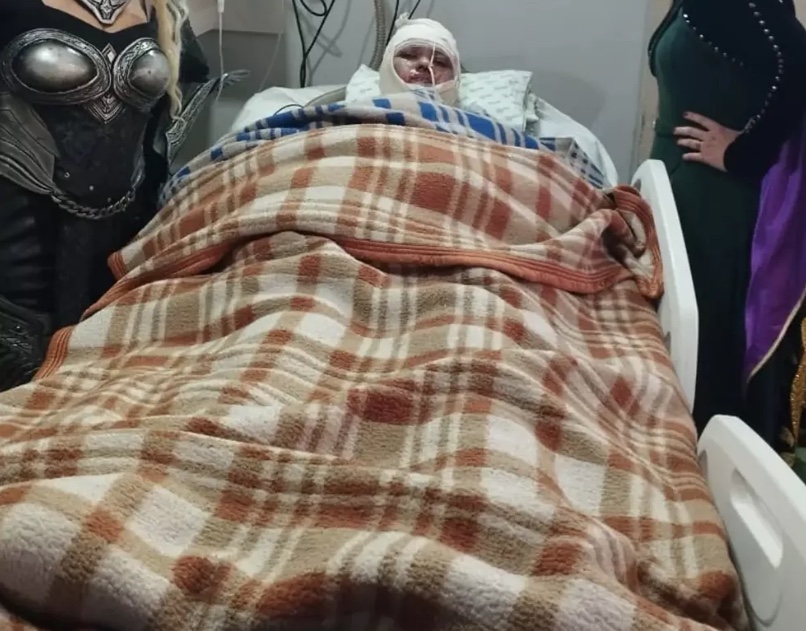 Mulher acorda de coma, acusa marido de queimá-la e morre 