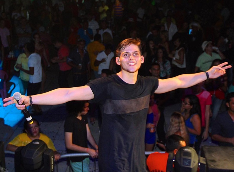 Ex-cantor do Água Cristalina, Armando Lessa desaparece durante viagem no Amazonas