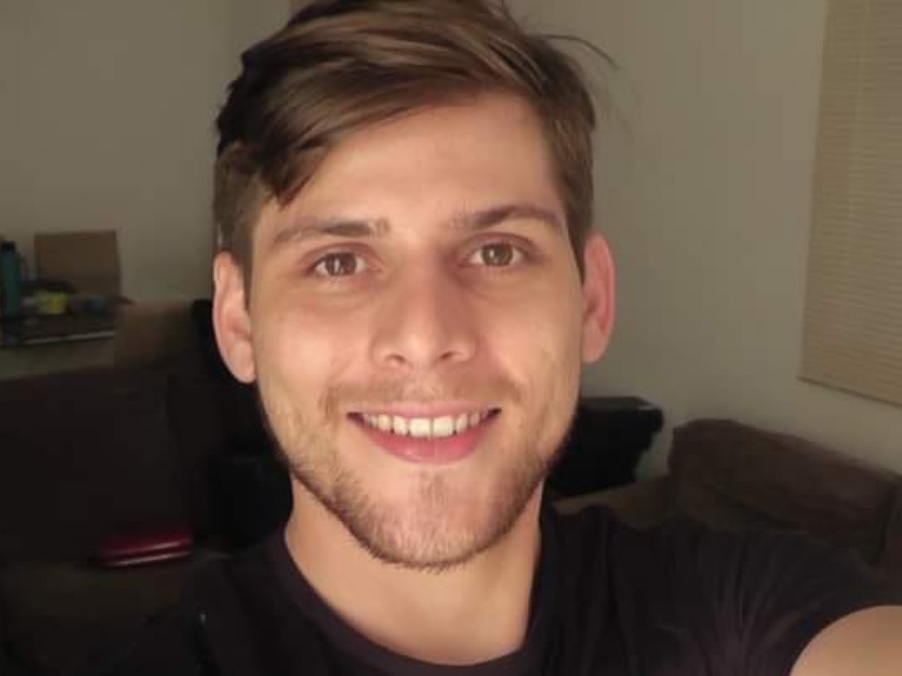 Marinha e Bombeiros fazem buscas por ex-cantor do Água Cristalina desaparecido no Amazonas