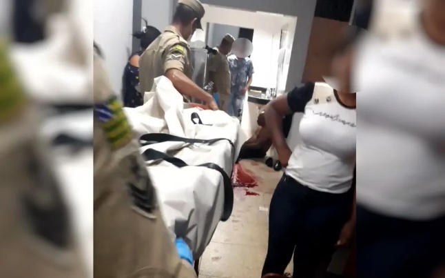 Cabo da PM atira em fiel durante briga política dentro de igreja