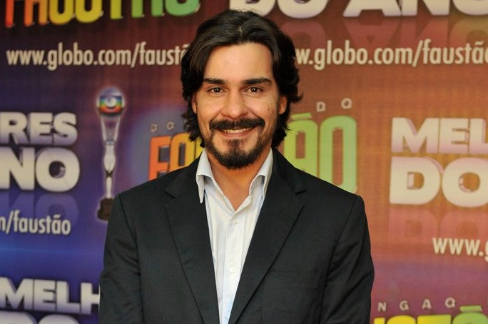 Candidato a deputado, André Gonçalves retira tornozeleira e pode fazer campanha nas ruas