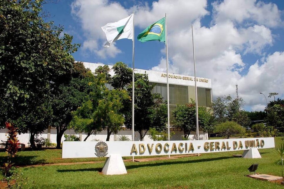 STF considera ilegal férias de 60 dias para advogados do governo 