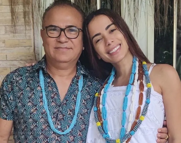 Pai de Santo de Anitta declara voto em Bolsonaro