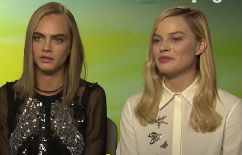 Abalada, Margot Robbie é flagrada chorando ao sair da casa de Cara Delevingne