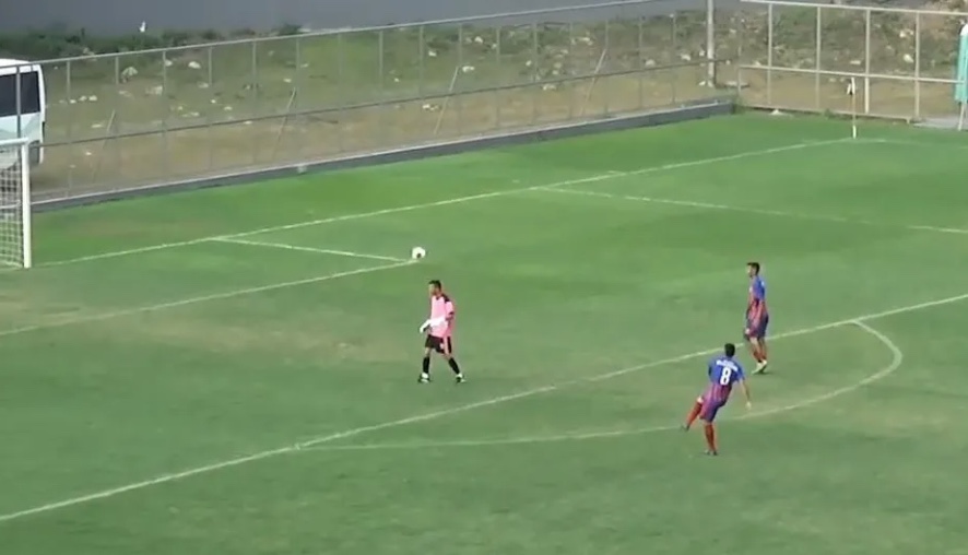 Jogador que fez gol contra de propósito é suspenso por quase um ano no Amazonas