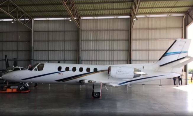 Prefeito contrata por R$ 4,1 milhões empresas de táxi aéreo no Amazonas