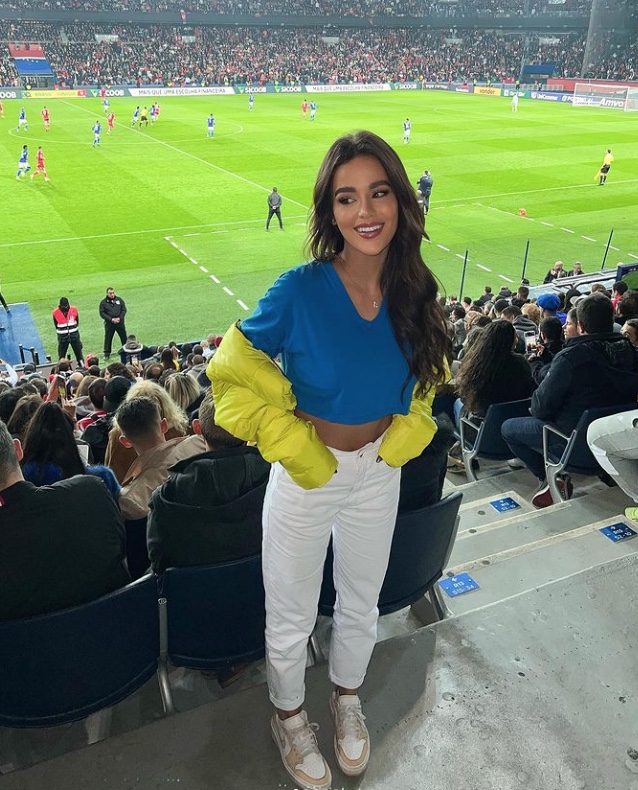 Apontada como affair de Neymar, influencer assiste jogo do Brasil em Paris e vibra: ‘orgulho’ 