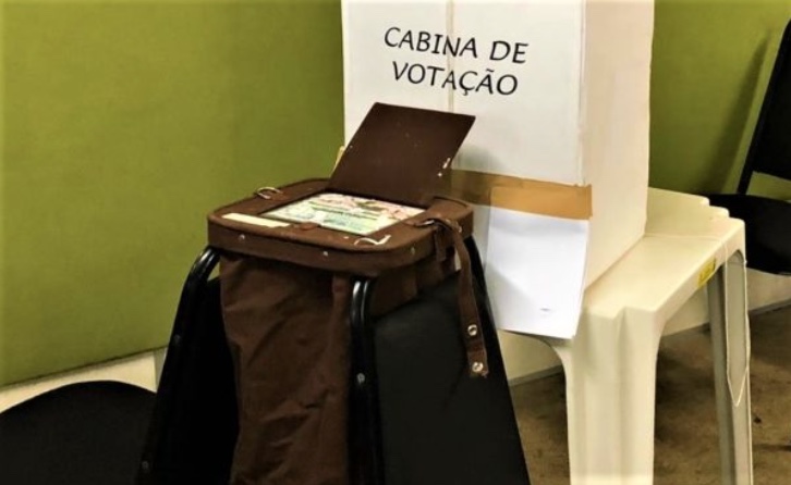 TRE conclui contagem dos votos de papel no interior do Amazonas