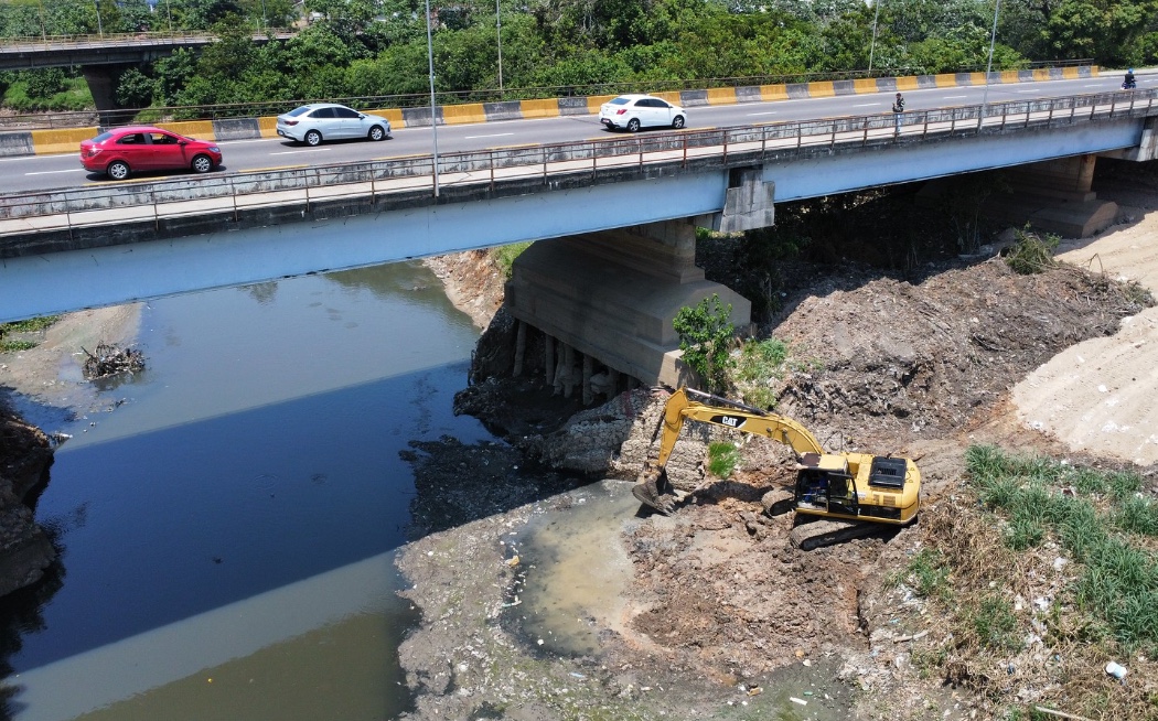 Obras emergenciais iniciam em ponte na zona oeste de Manaus