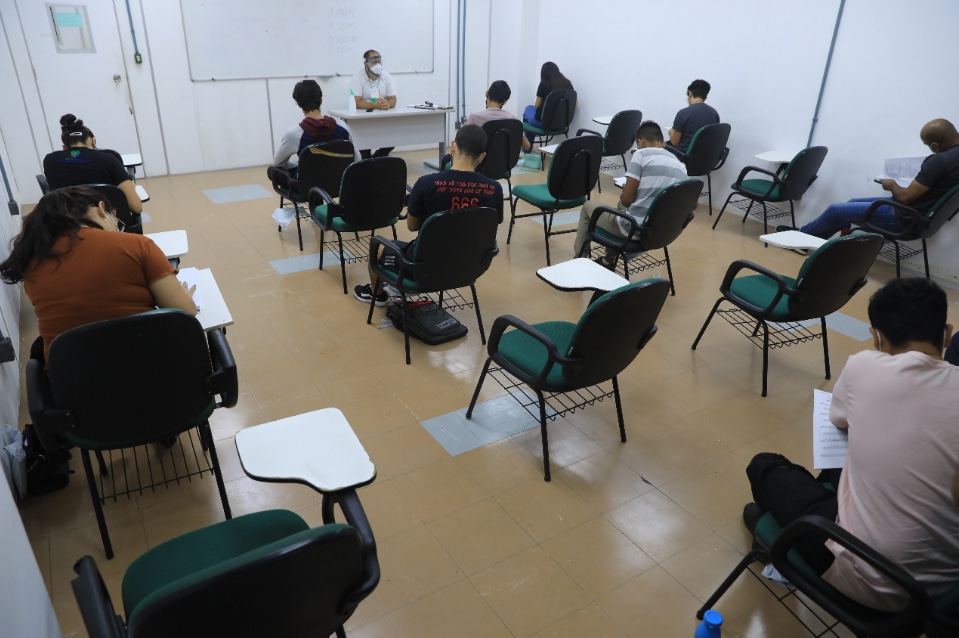 UEA aplica provas do Vestibular e SIS para cursos de Dança, Teatro e Música neste domingo