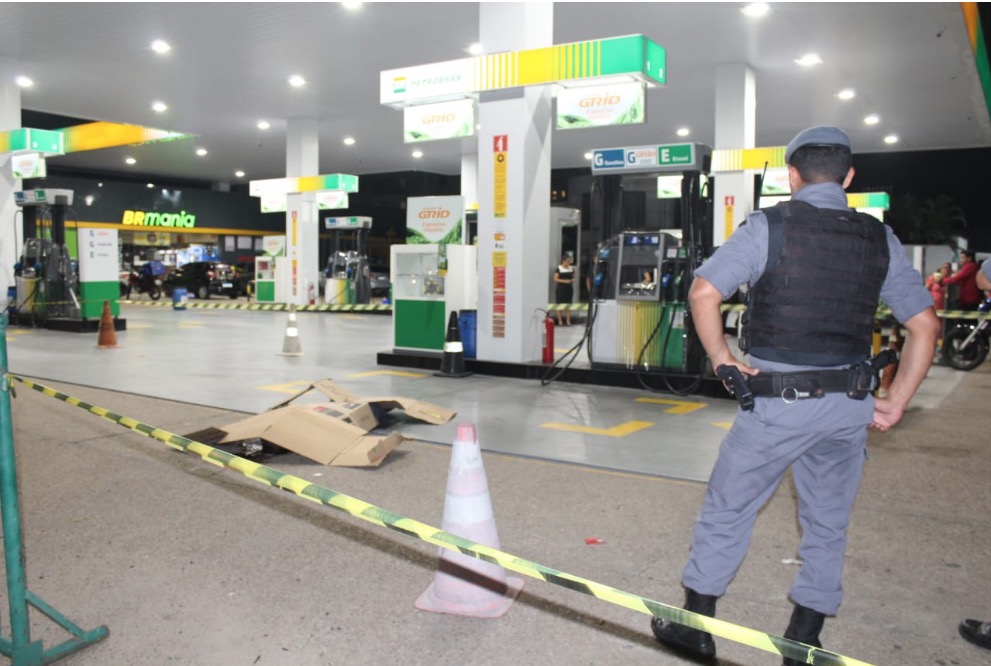 Frentista executado em posto de combustível era primo do Zé Roberto da Compensa