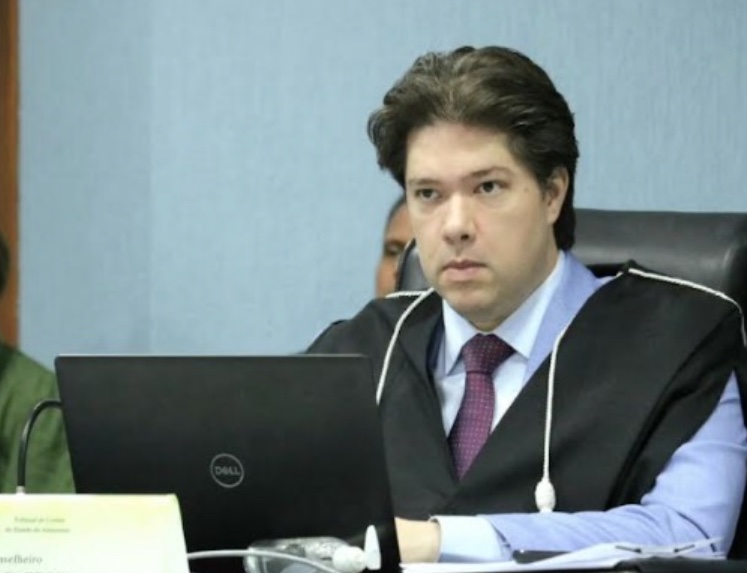 Conselheiro do TCE, Fabian se manifesta sobre divergência com o TJAM