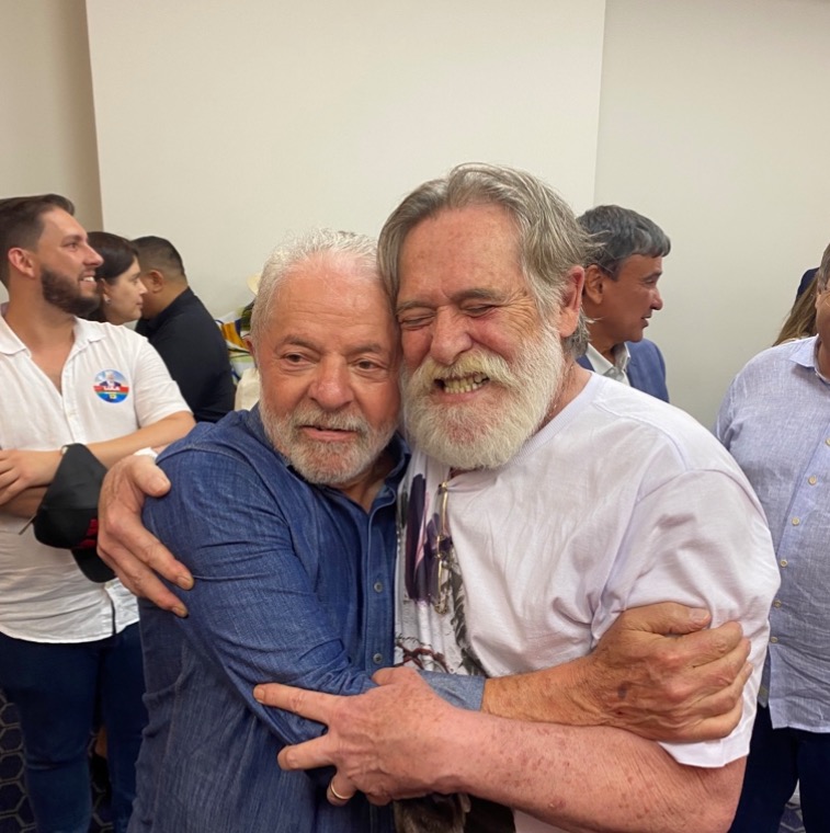 José de Abreu tira sarro de Regina Duarte e Cássia Kis após vitória de Lula