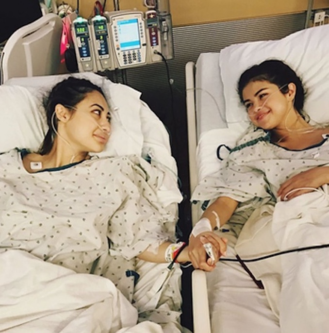 Selena Gomez se pronuncia após Francia Raísa deixar de segui-la por fala sobre Taylor Swift