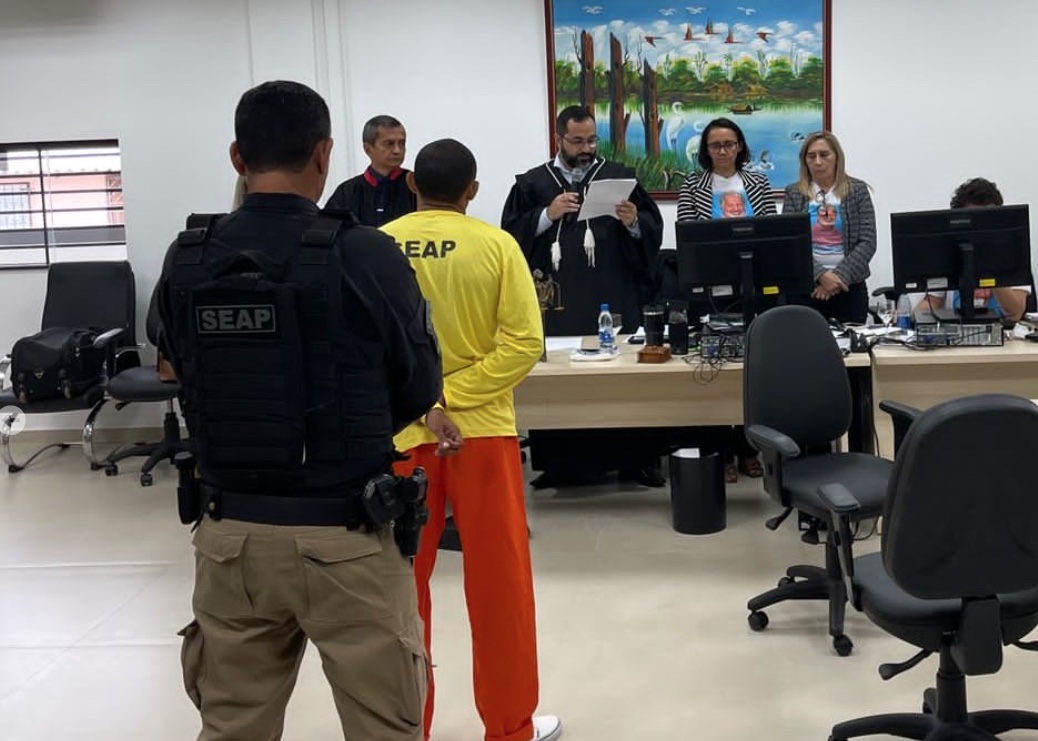 Homem que matou esposa na frente dos filhos pega 20 anos de prisão no Amazonas