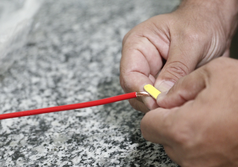 Ipem-AM reprova fios e cabos de baixa tensão e empresas podem ser multadas em R$ 1,5 milhão