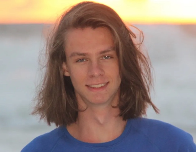 Jovem vê prédio 'torto' ao chegar de festa e consegue salvar vizinhos de desabamento