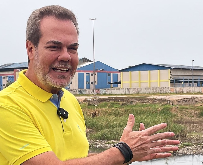 Henrique Oliveira se diz tranquilo e afirma que operação da PF mira a ex-esposa 