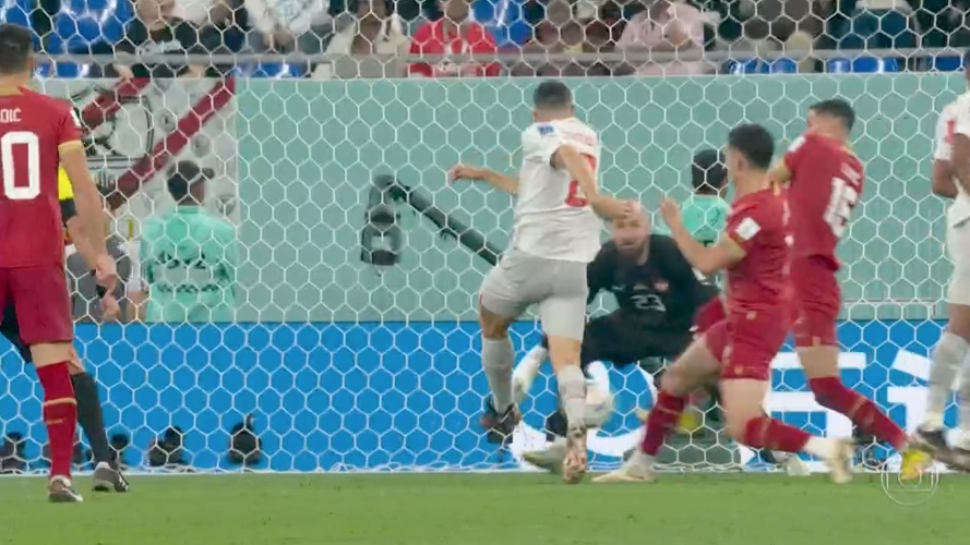 Suíça vira o placar contra a Sérvia no início do segundo tempo