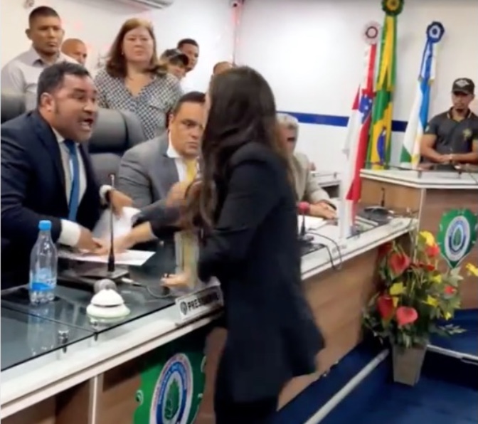 Confusão generalizada é registrada entre vereadores em Manacapuru; vídeo