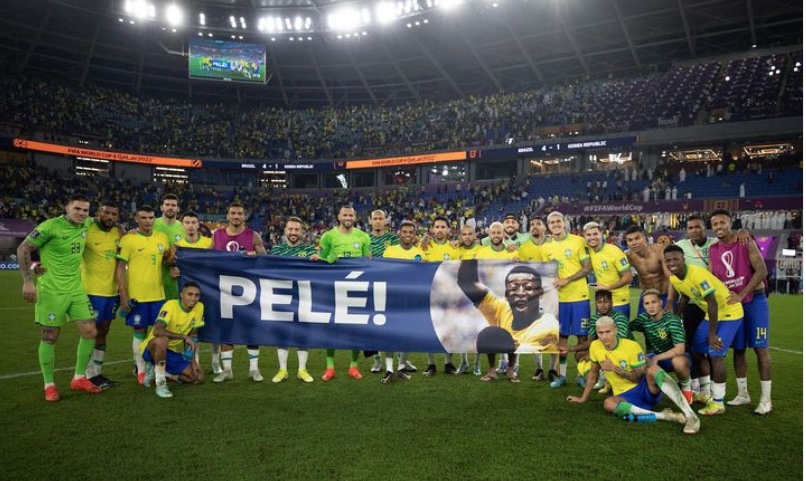 'Fizeram muito feliz meu dia', diz Pelé sobre homenagem da seleção após goleada