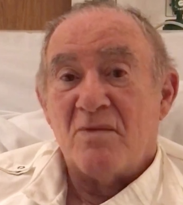 Renato Aragão grava vídeo de hospital após sofrer Acidente Isquêmico Transitório