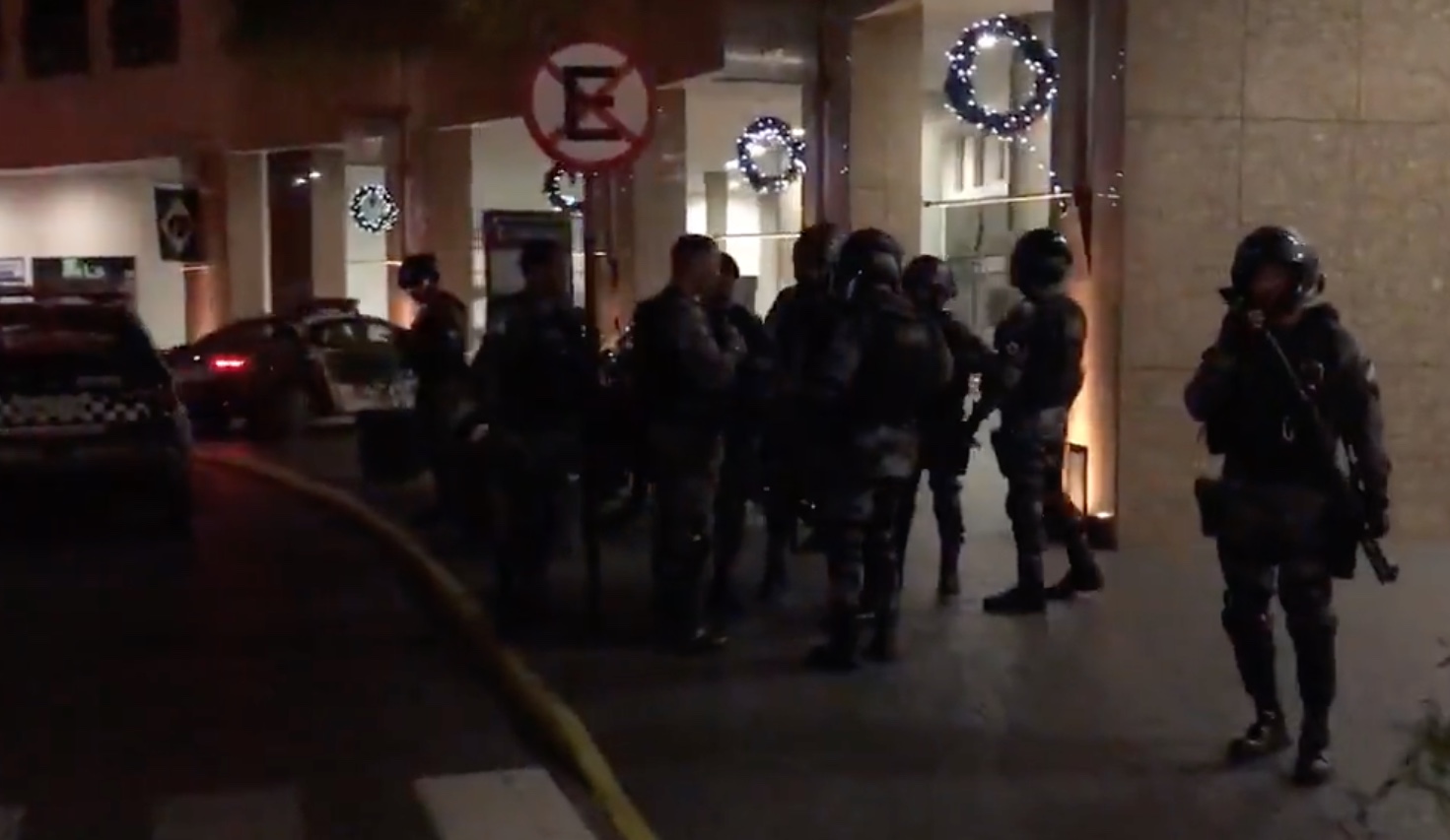 Segurança é reforçada em hotel onde Lula está hospedado após ataques de bolsonaristas