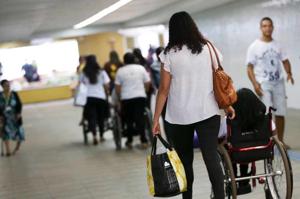 Servidores que têm filho ou dependente com deficiência podem ter jornada reduzida