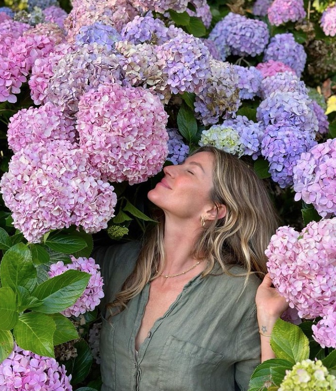 Gisele Bündchen compartilha fotos de viagem com os filhos ao RS: ‘Tão bom voltar para casa’