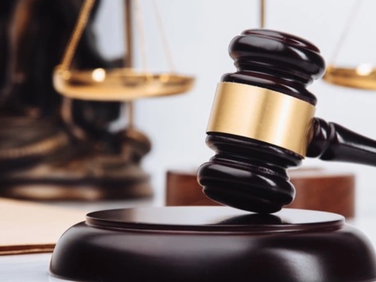 Assumir o crime auxilia o trabalho da justiça, mas não reduz a pena abaixo do permitido 