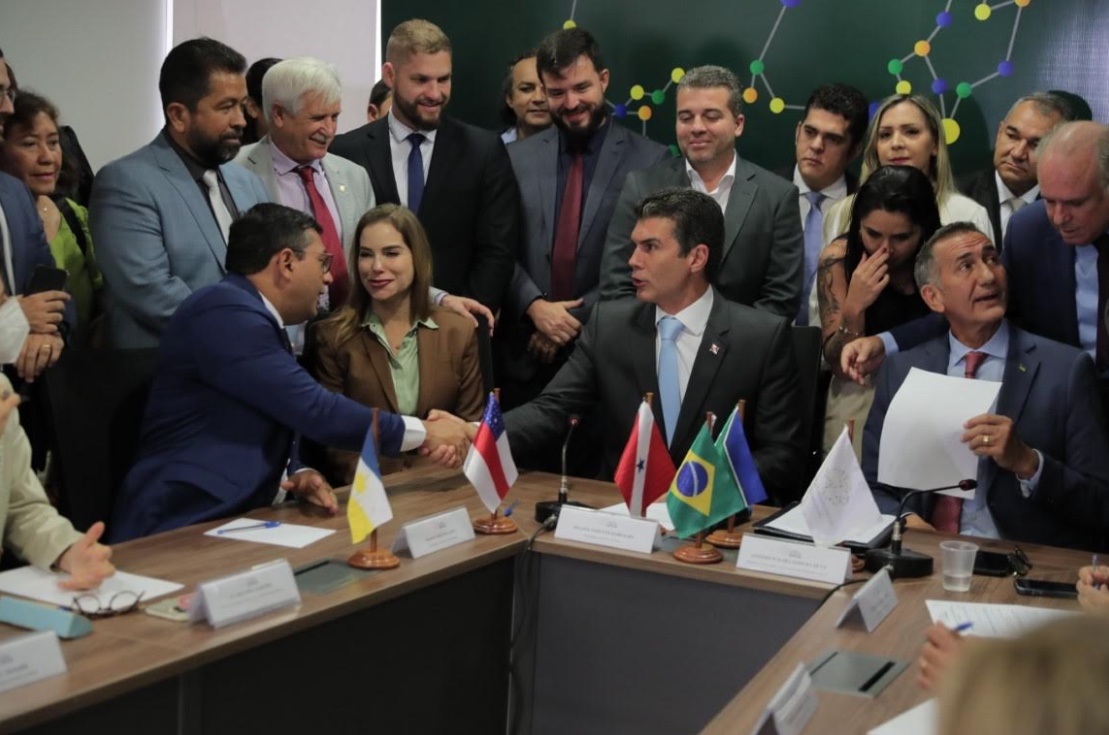 Em Brasília, Wilson Lima prestigia posse de Helder Barbalho como presidente do Consórcio da Amazônia Legal