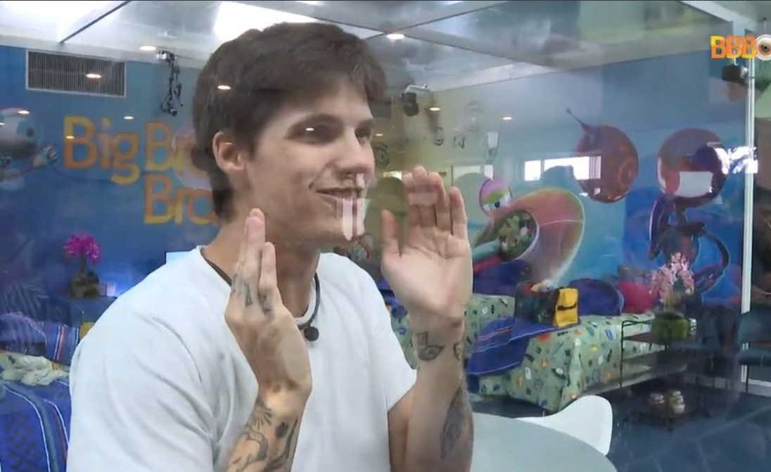 Casa de Vidro: Gabriel reage ao ser questionado por amizade com filho de Bolsonaro