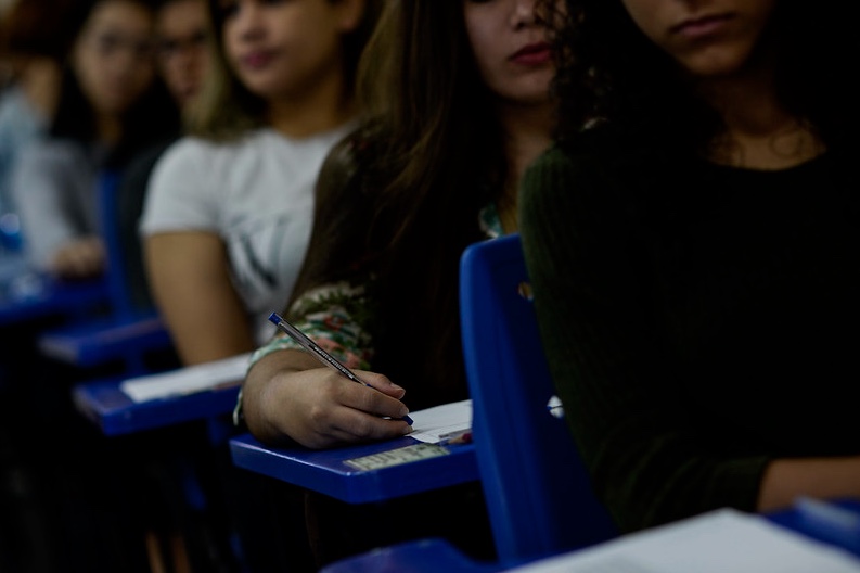 Inscrições para concurso com 370 vagas no Amazonas encerram dia 30; salários de até R$ 18,5 mil