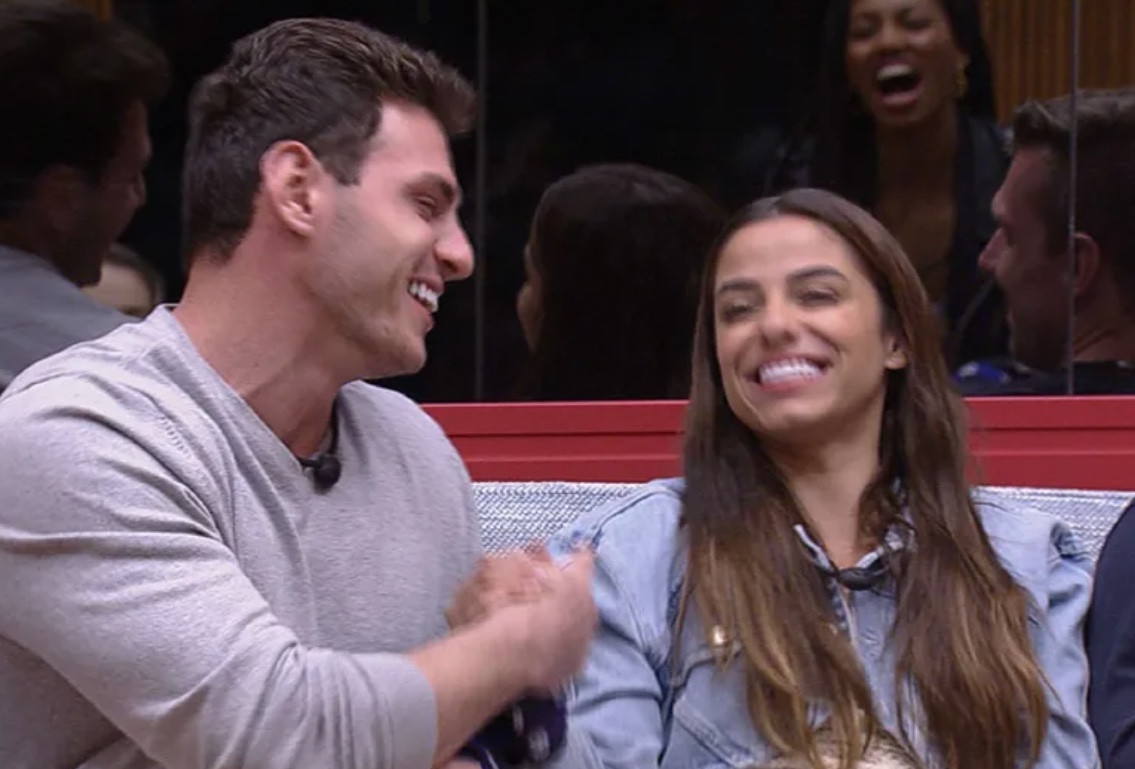 Key se declara para Gustavo e brothers piram: 'o homem que sempre achei que não existia'