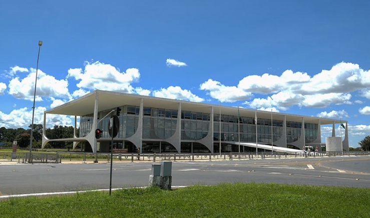 Governo sanciona Orçamento de 2023 com vetos