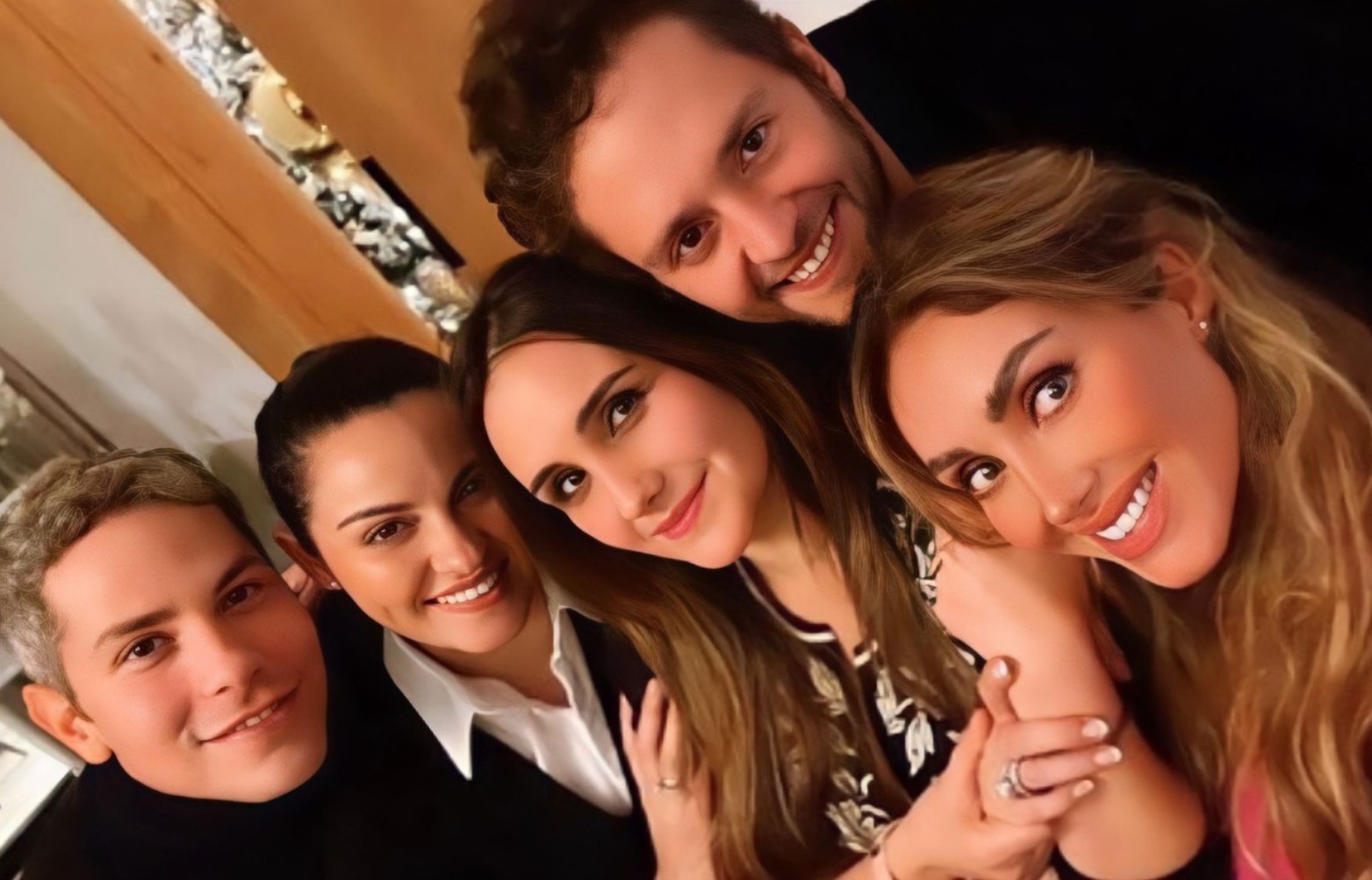 Ingressos para show do RBD esgotam em poucos minutos no Brasil e fãs reagem