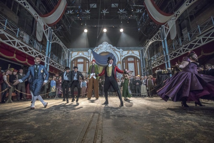 Adaptado das telas do cinema, o musical 'O Rei do Show' ganha o palco do Teatro Amazonas