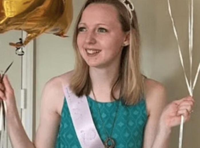 Policial é expulsa da corporação por fazer sexo com 6 agentes e revela detalhes