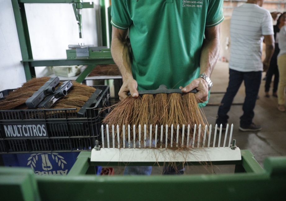 Edital do Governo do Estado para doação de máquinas de vassoura tem credenciamento aberto